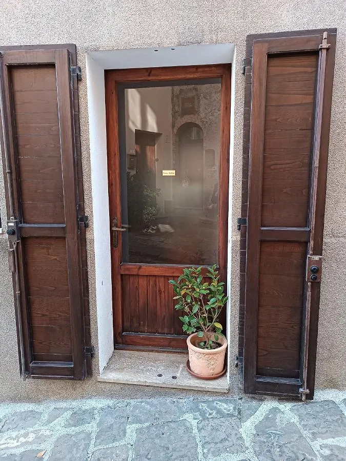 Cesare Battisti Apartment Seggiano