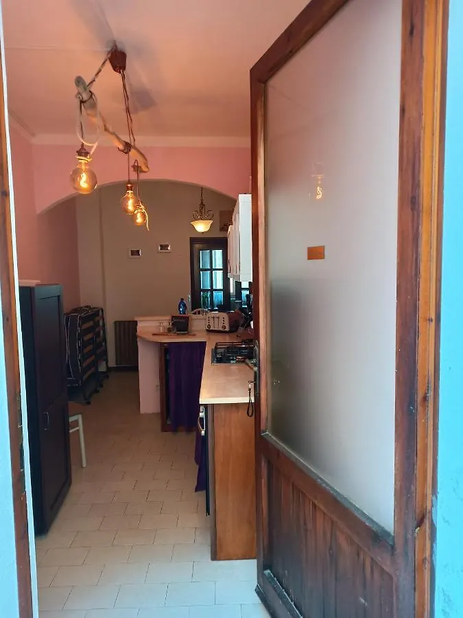 Apartament Cesare Battisti Seggiano 0*,
